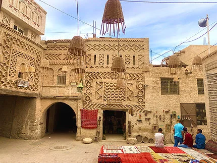 Jour 1 : Tunis – Matmata – Douz